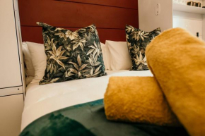 Uxolo Cape Town Living